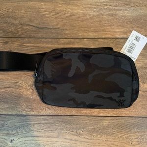 Lululemon Everyday Belt Bag